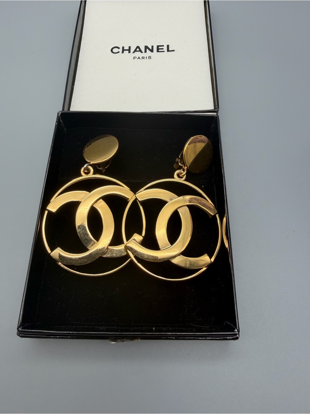 CHANEL Gold Plated Vintage 1980s Interlocking CC “Elizabeth Taylor” Earrings